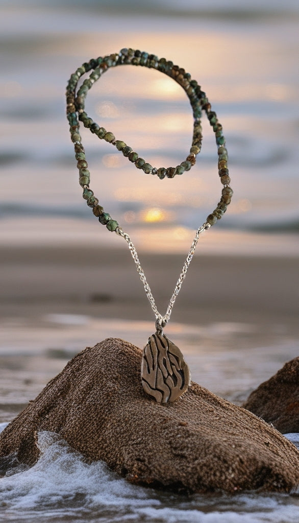 Collier Sautoir Aesh Shéli Oxydé avec Perles Turquoises d'Afrique